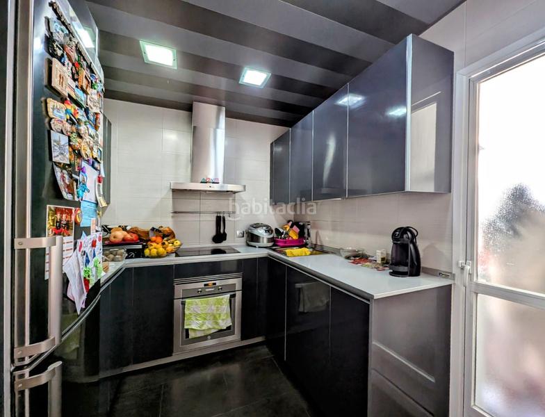 Foto 8703ea0d-a41e-4754-afda-2980c002df52. Piso  en venta en avda. rafael pérez del álamo, 2 dormitorios. en Loja