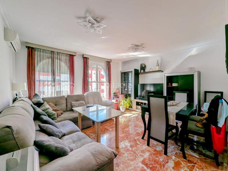 Foto a2ad4fef-4b5c-4f70-9fb8-b18108e7b2de. Piso  en venta en avda. rafael pérez del álamo, 2 dormitorios. en Loja