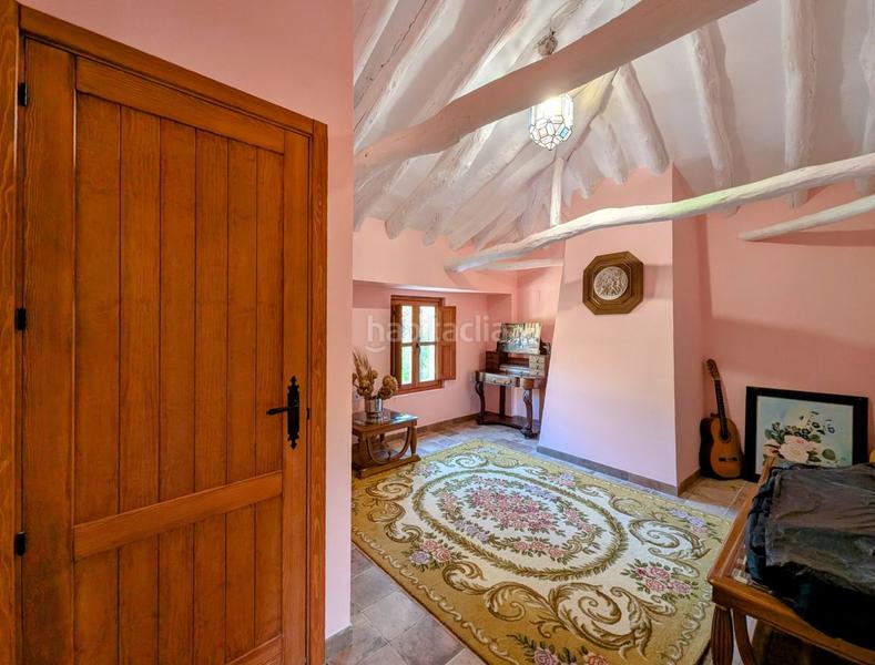 Foto 253b9eb7-dbcd-4724-b049-3ded49c87cd9. Chalet  en venta en la esperanza, 4 dormitorios. en Loja