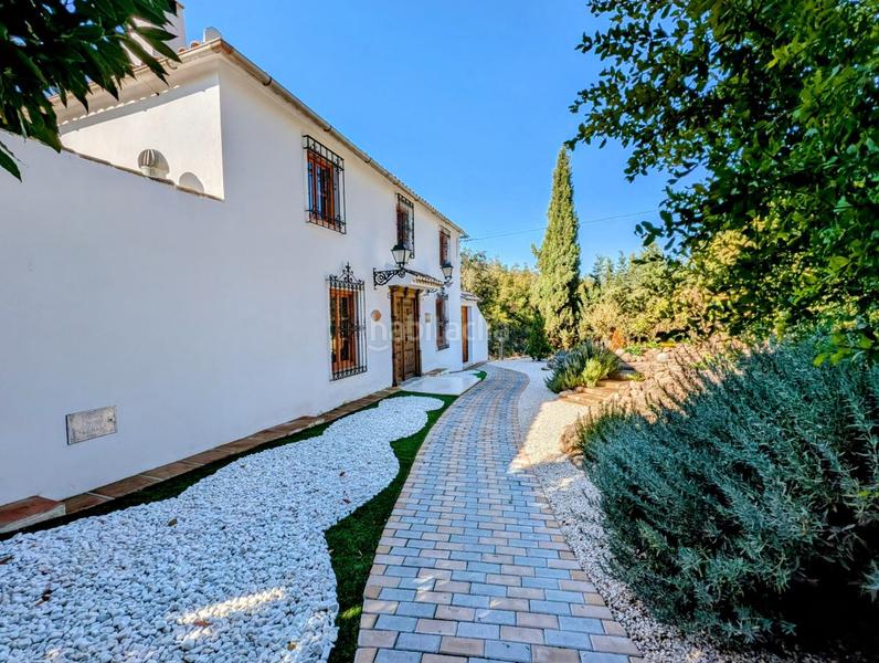 Foto 639da348-6162-4461-945b-bdde99004f73. Chalet  en venta en la esperanza, 4 dormitorios. en Loja