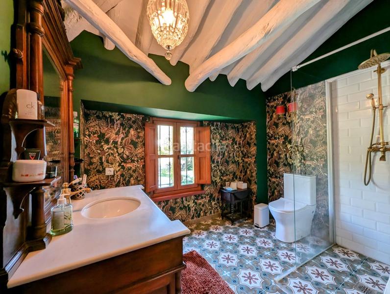 Foto b1f7ac00-3c2e-496a-8810-291a0308d6f4. Chalet  en venta en la esperanza, 4 dormitorios. en Loja