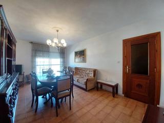 Pis  De los ángeles. Piso en venta en avda. los ángeles, 4 dormitorios.