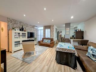 Pis  Quintero. Piso en venta en barrio alto, 3 dormitorios.
