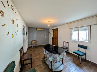 Casa a Loja. Casa en venta en barrio alto, 3 dormitorios.