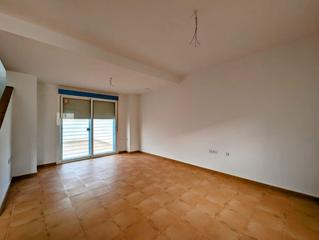 Casa adossada a Loja. Adosado en venta en venta del rayo, 3 dormitorios.