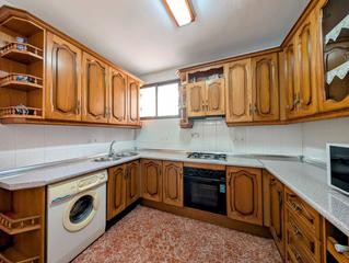 Casa adossada  Enmedio. Adosado en venta en barrio san francisco, 4 dormitorios.