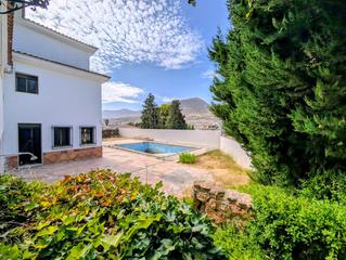 Xalet  Pintor murillo. Chalet en venta en el cerro, 4 dormitorios.