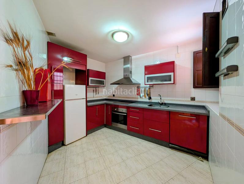 Foto 49ee900a-8319-4d41-a6e0-de7e533e3186. Pis amb aparcament a Loja