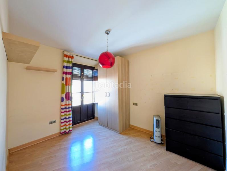 Foto 5c82fe6e-4aaf-41b5-9e86-a5474a50ac3c. Pis amb aparcament a Loja