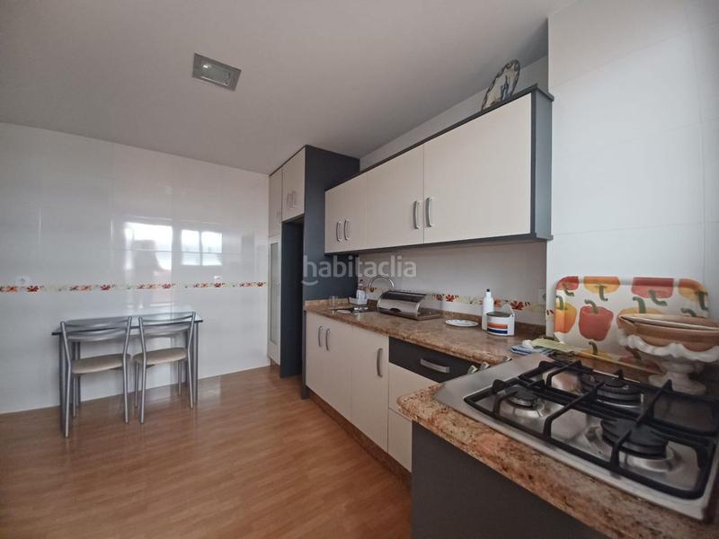 Foto 08262d4b-bf43-409b-8754-068a027bb372. Appartement avec parking dans Loja