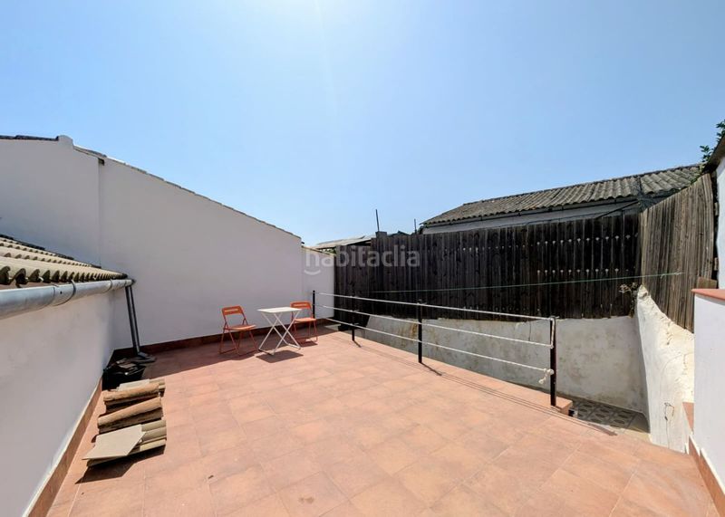 Foto c3a72c86-f49d-40a6-be52-2c520e5f51db. Casa a Loja