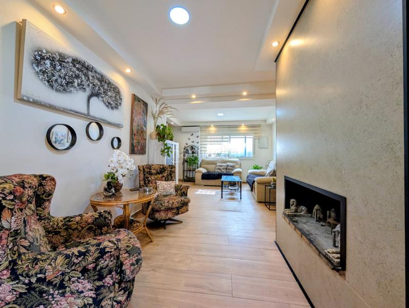 Foto 3473a9e4-feb0-4d65-a41c-8eb95fb53367. Maison avec chauffage parking dans Salar