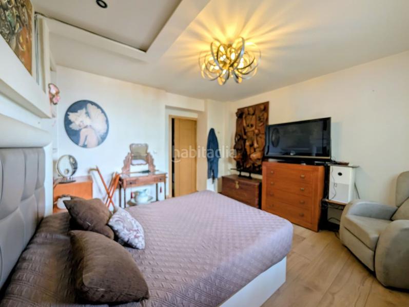 Foto 76c149c6-8f1e-4c98-ac40-a286f1680e98. Maison avec chauffage parking dans Salar