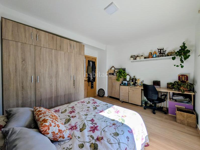 Foto 990c6c9f-e5bb-40df-9359-fa30b5ef2ff4. Maison avec chauffage parking dans Salar