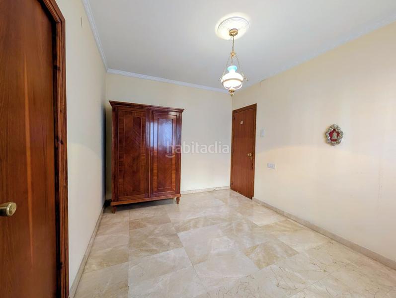 Foto 20c550e2-b3c5-460d-8df7-6c6128741853. Appartement dans Loja