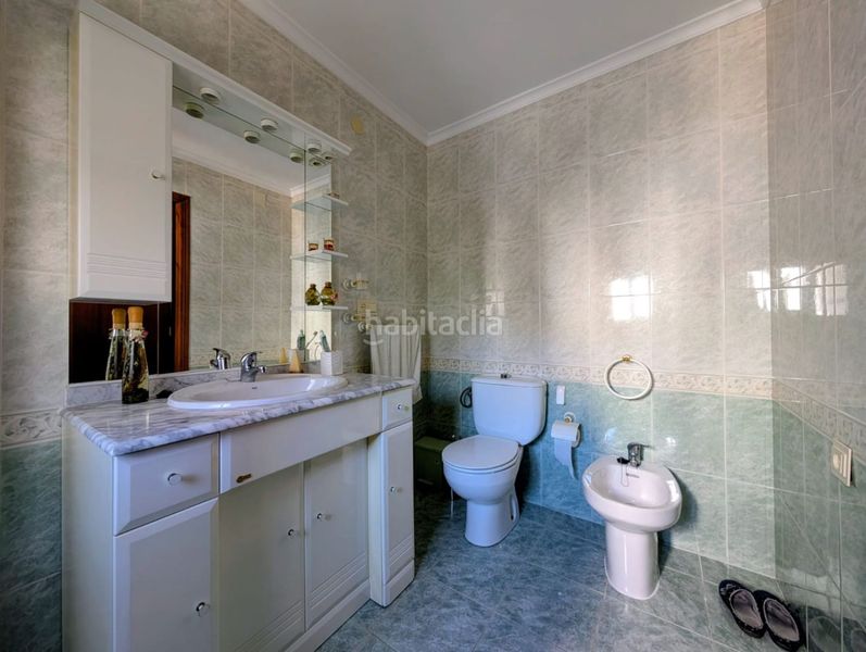 Foto 264ca2d1-8347-4361-8429-8a0a0fa9ffa7. Casa con parcheggio in Loja