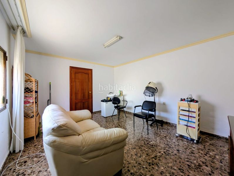Foto 69d0d427-a25a-4676-a85e-31b8c1ddf078. Casa con parcheggio in Loja