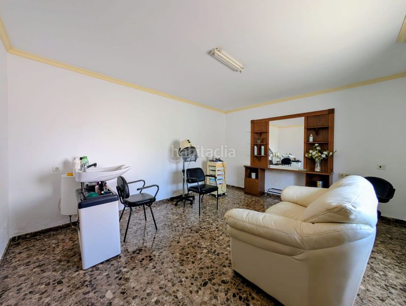 Foto 7911bdd0-c571-4f66-ab80-609172124702. Casa con parcheggio in Loja