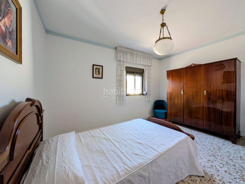 Foto b94f3afd-2b40-4760-b353-74d1d008327b. Casa con parcheggio in Loja