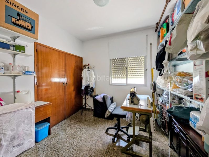 Foto ce05fde0-5a4f-4c99-b8bd-7b873e748552. Casa amb aparcament a Loja