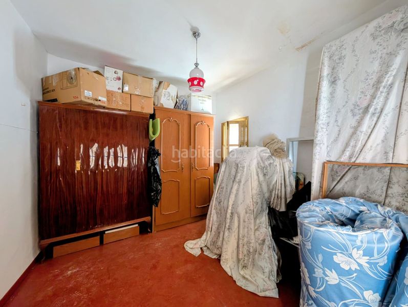 Foto df87eeca-e530-4550-a93e-251b3c17f921. Casa amb aparcament a Loja