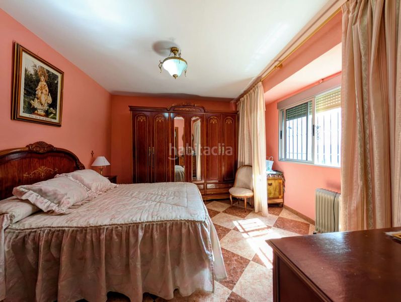Foto 857a369e-c5a7-4c38-968f-0a38e1e20cd5. Casa amb aparcament a Loja