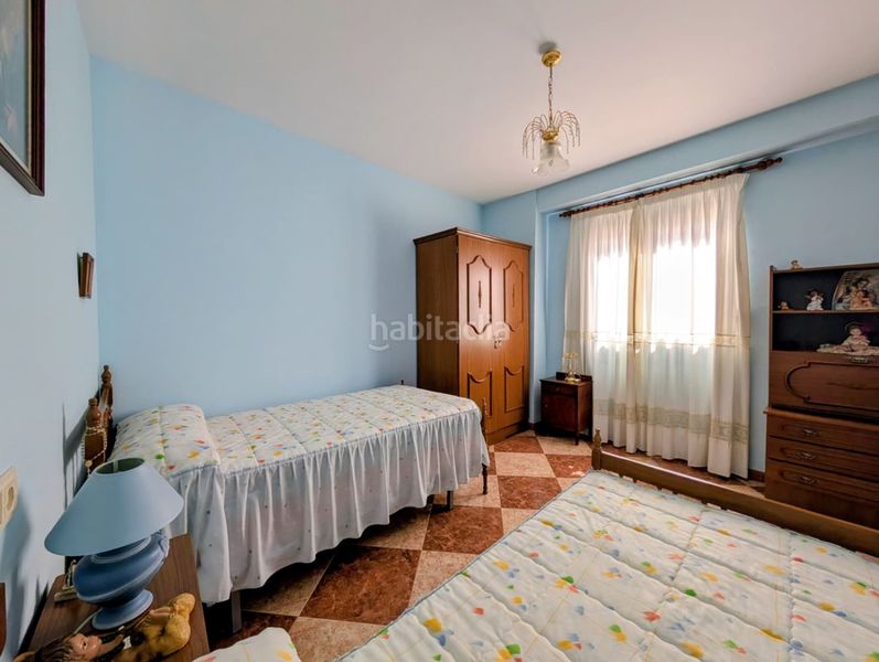 Foto 9c1a85b9-c9bd-4346-958b-f7accd7e5770. Casa amb aparcament a Loja