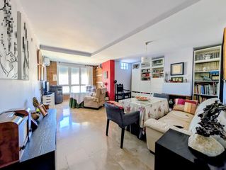 Pis en Loja. Piso en venta en centro, 3 dormitorios.