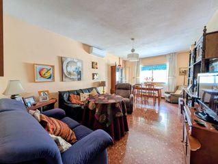 Pis a Loja. Piso en venta en avda. los ángeles, 3 dormitorios.