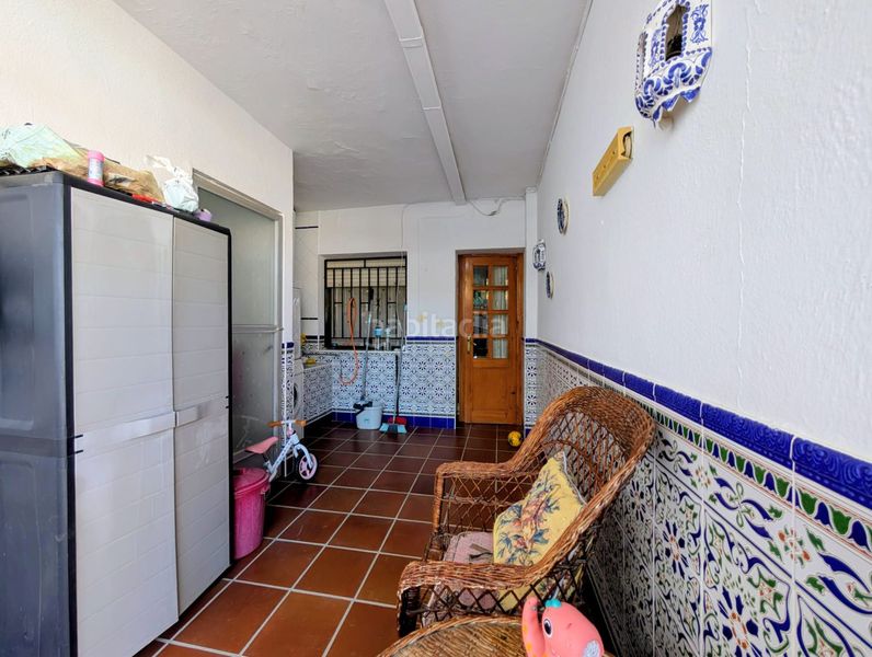 Foto bb8fe7cf-fffc-47af-bf9c-221ab78cfcdb. Casa amb aparcament a Loja