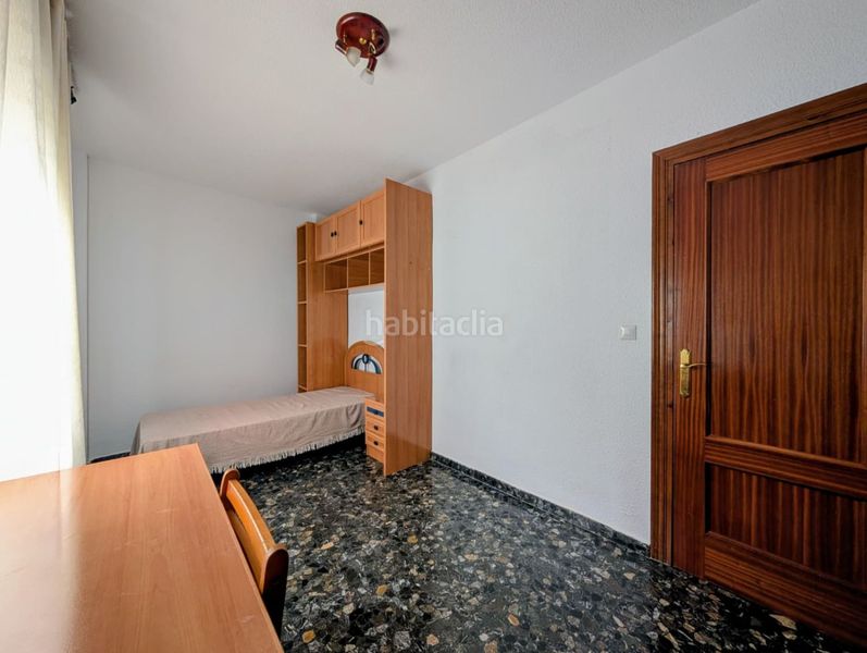 Foto 7d3fadb1-178a-4db0-b0df-6eae88aed115. Pis a Loja