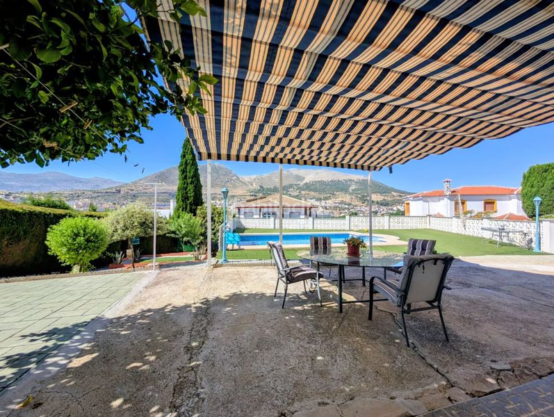 Foto e20a7e67-0280-47b5-8edb-d693c6d888a7. Xalet amb calefacció aparcament piscina a Loja