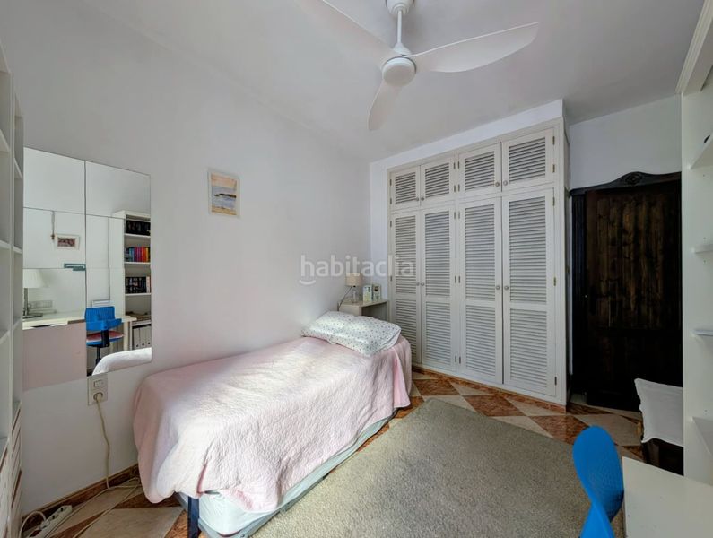 Foto 1497bd49-1fcd-4cbe-b60d-cb7c24d645fe. Casa amb aparcament a Loja