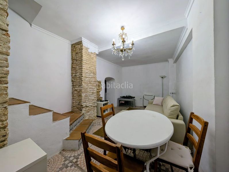 Foto 7d41a643-d2b9-4d54-9b25-4c9ed32c95d9. Casa amb aparcament a Loja