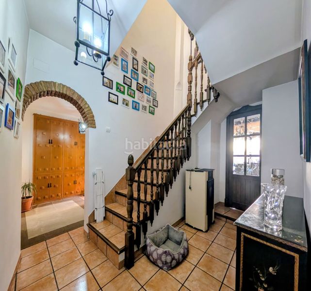 Foto b1b610c3-0819-4a76-9417-bf4a91164da5. Casa amb aparcament a Loja