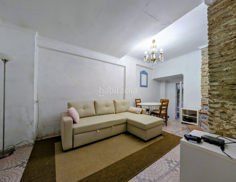 Foto cc7e4989-8149-4388-92ae-8c7c3bc3eed6. Casa amb aparcament a Loja