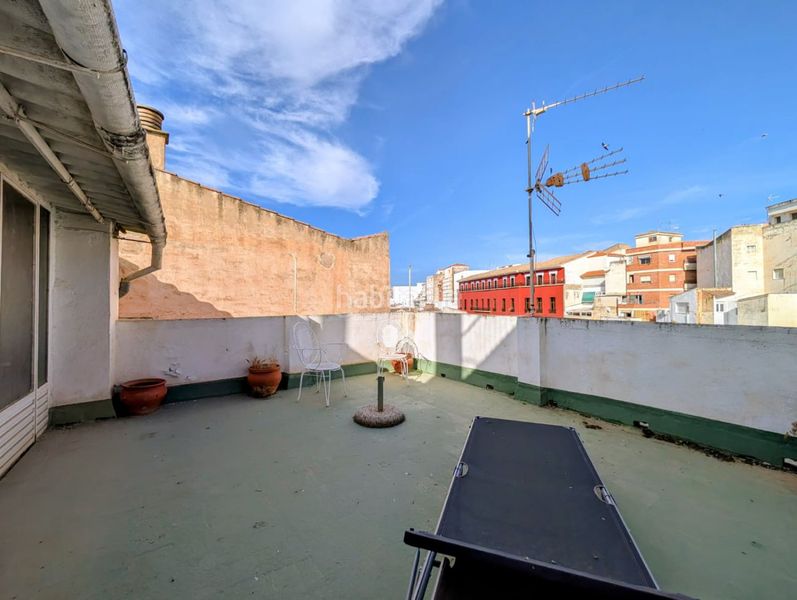 Foto ea8cf388-1d10-4654-bc19-504941a3bcd8. Casa amb aparcament a Loja