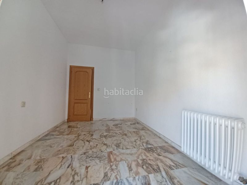 Foto b63909b6-c415-4114-be6e-c5b595930c60. Pis amb aparcament a Loja