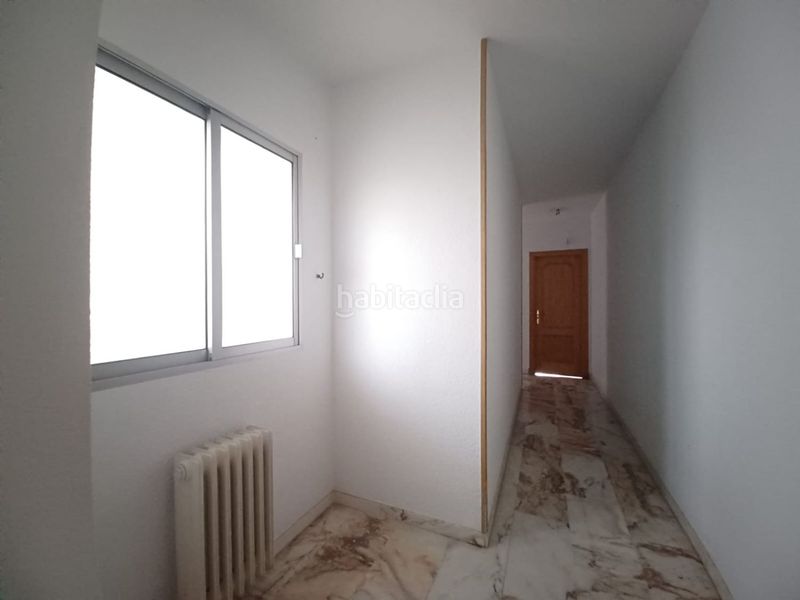 Foto c2b1a5a6-34bc-4c25-b4e9-24598da655cd. Pis amb aparcament a Loja