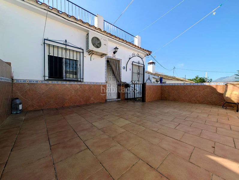 Foto 2ecba447-fa8d-4edf-80da-e18fe46b9935. Casa amb aparcament piscina a Loja