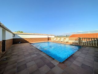 Casa a Loja. Casa en venta en venta del rayo, 4 dormitorios.