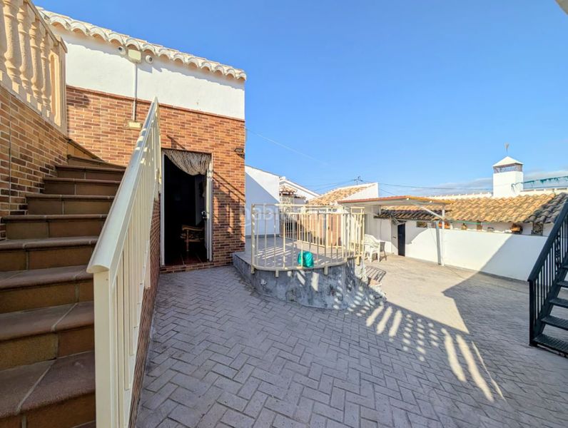 Foto ce93ff57-5915-4d0e-a432-bdbedcd4ca4f. Casa amb aparcament piscina a Loja