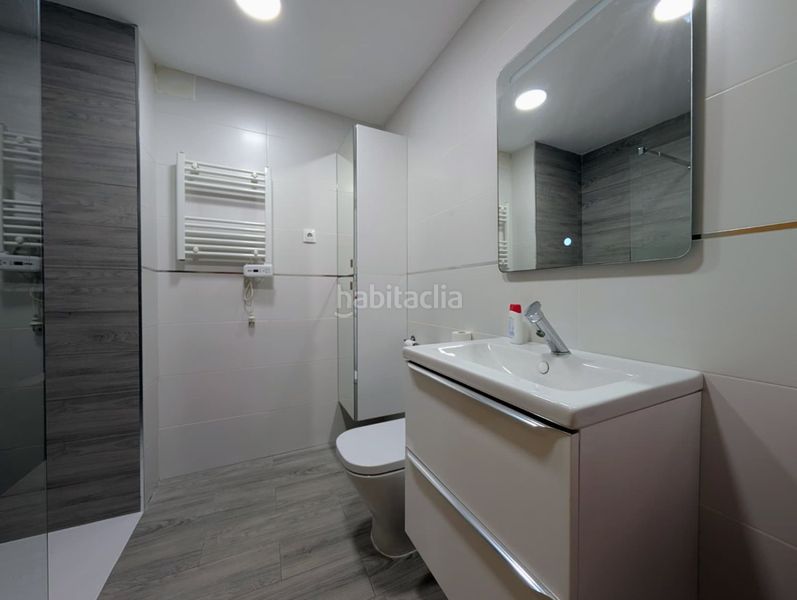 Foto fb5c9b9f-1151-4654-9125-d24dc912f45d. Casa amb aparcament piscina a Loja