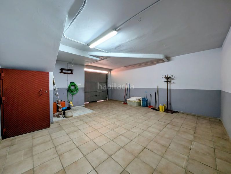Foto 4f8ad032-593a-4816-8126-117810a173c8. Casa amb calefacció aparcament a Loja