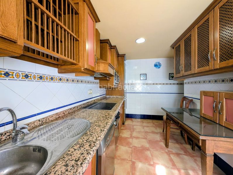 Foto 7ff1edba-e701-4694-9f29-c920802dbadc. Casa amb calefacció aparcament a Loja