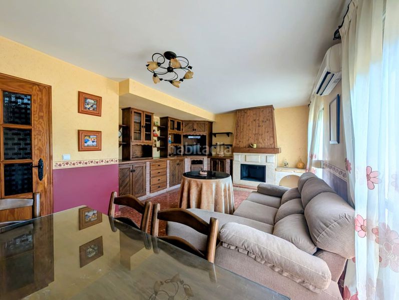 Foto c24a3127-5941-4908-b887-b36e3fea1ac6. Casa amb calefacció aparcament a Loja