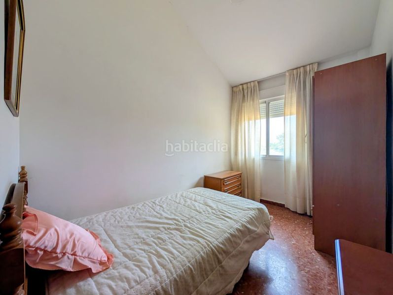 Foto d36424da-b423-4dea-85c0-cd851ddfe719. Casa amb calefacció aparcament a Loja