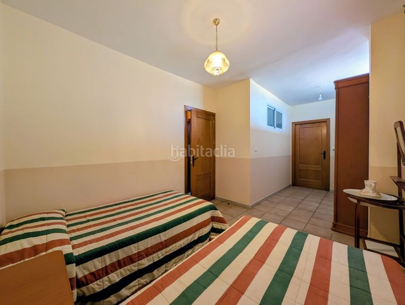 Foto f2287977-d027-4044-af22-cf8fa9cd48dd. Casa amb calefacció aparcament a Loja