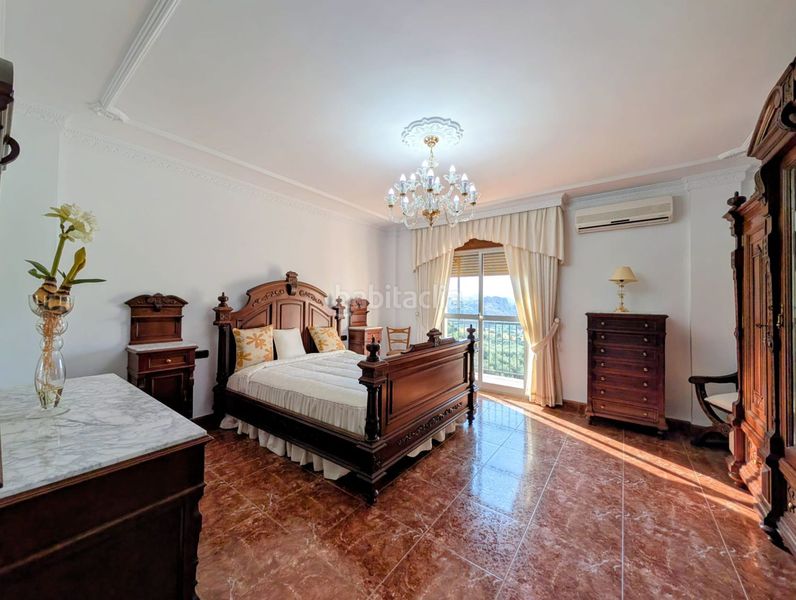 Foto 0384c8ca-2711-44a9-be31-bed514dc5693. Casa amb calefacció aparcament a Loja