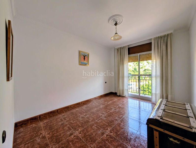 Foto 48a56790-b379-4d46-8004-391e72163f55. Casa amb calefacció aparcament a Loja